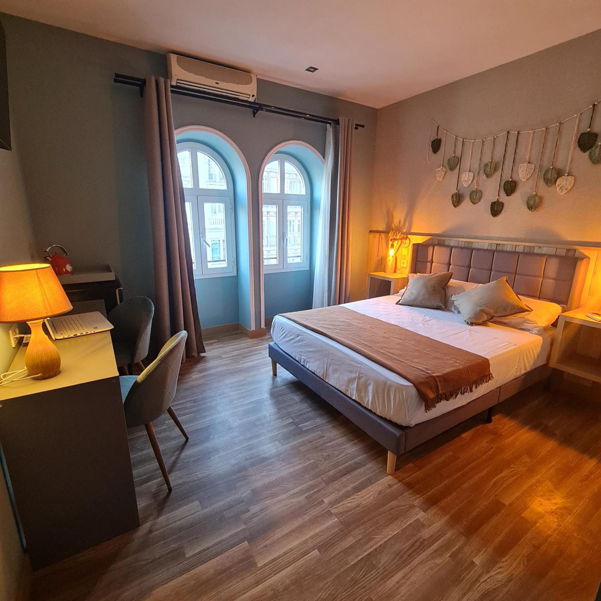 Luxury Green Hostal Madrid Gran Via Екстериор снимка